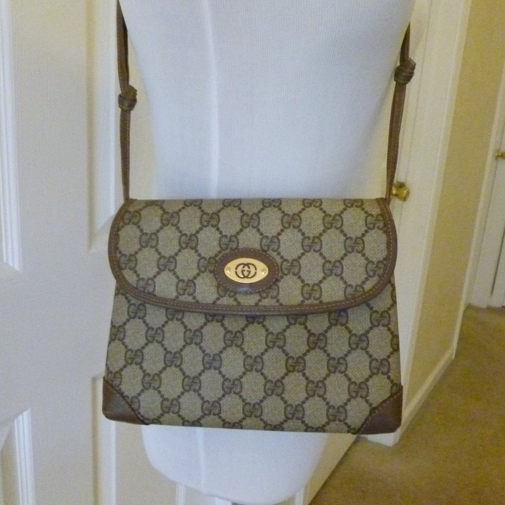 Gucci GG Web Supreme Flap Shoulder Bag - Picture 10 of 14